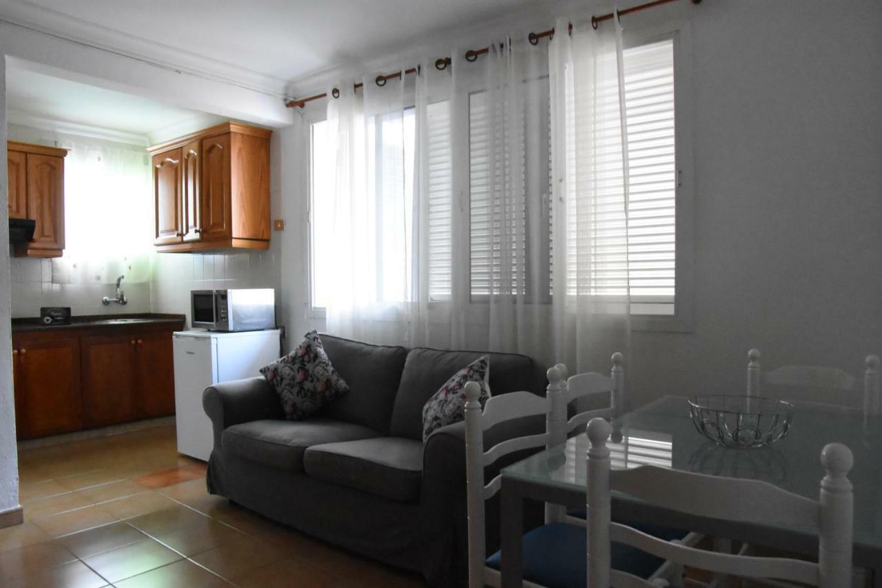 Apartamento Enzo プエルト・デ・モガン エクステリア 写真