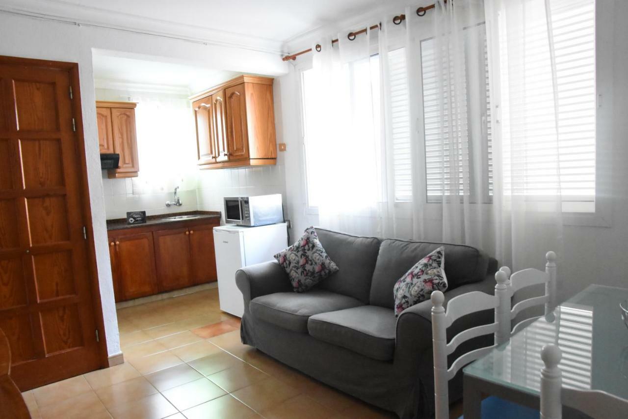 Apartamento Enzo プエルト・デ・モガン エクステリア 写真